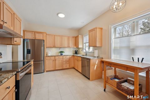 Tiny photo for 1 Magnolia Circle #1, Farmington, CT 06032 (MLS # 24162720)
