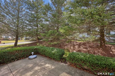 Tiny photo for 1 Magnolia Circle #1, Farmington, CT 06032 (MLS # 24162720)