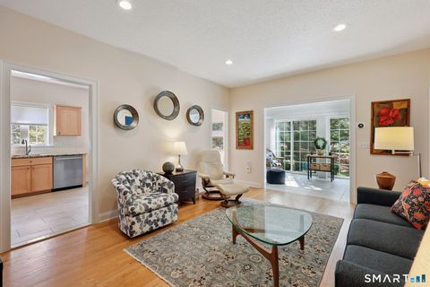 Tiny photo for 1 Magnolia Circle #1, Farmington, CT 06032 (MLS # 24162720)