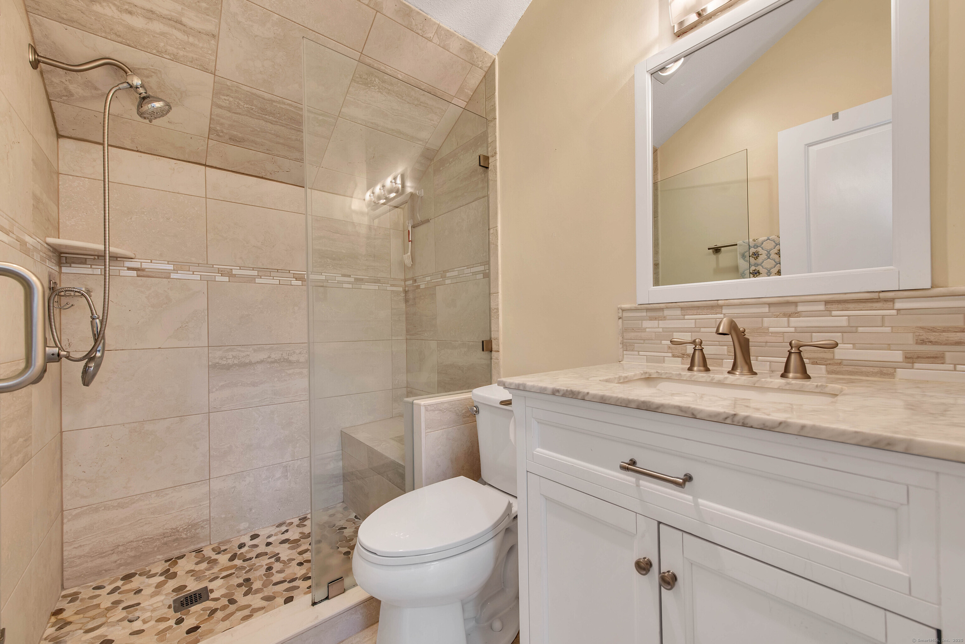 9 Stonegate Drive #9, Torrington, Connecticut image 16