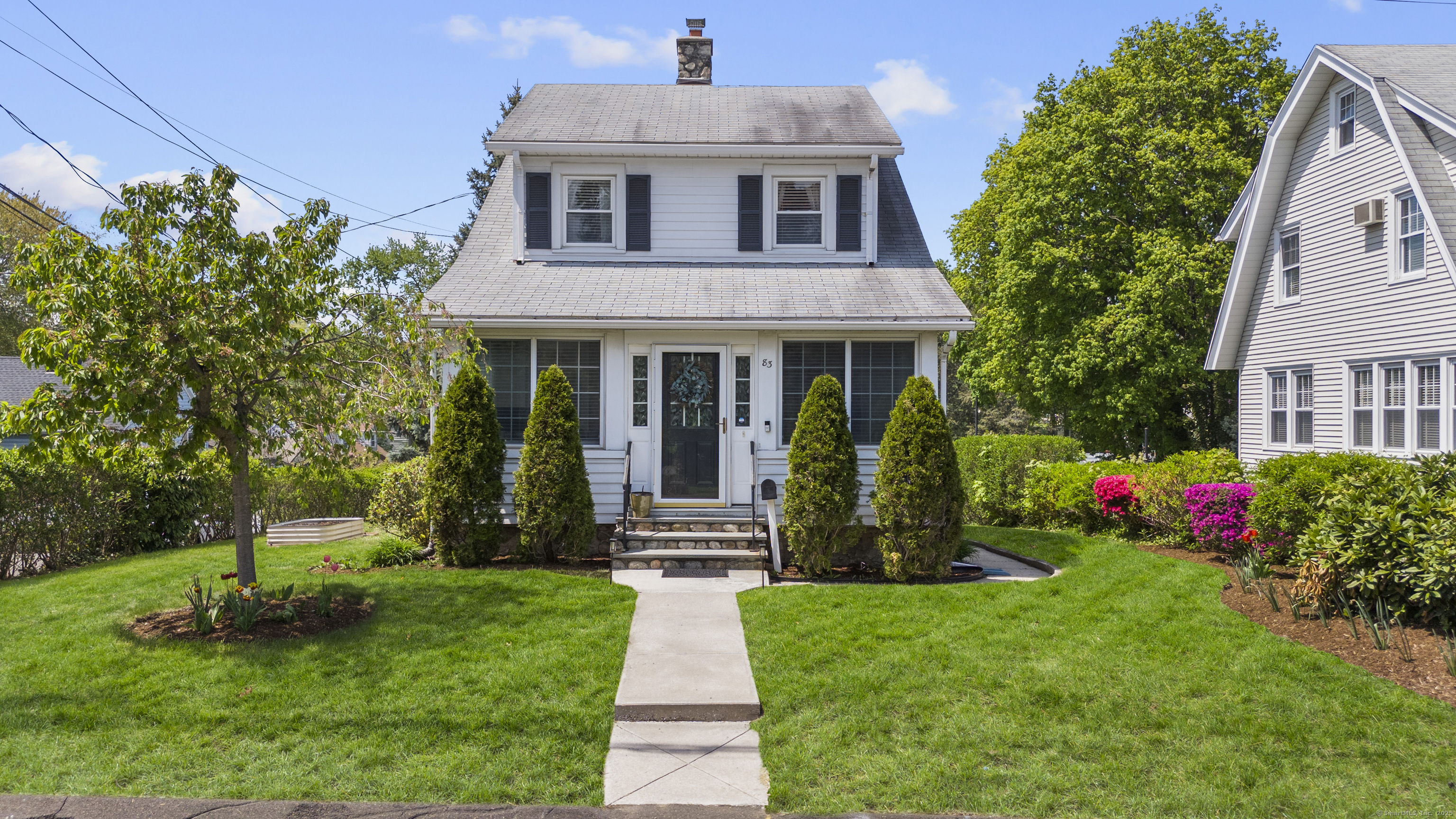 Property for Sale at Center Street, Stamford, Connecticut - Bedrooms: 2 
Bathrooms: 2 
Rooms: 5  - $550,000