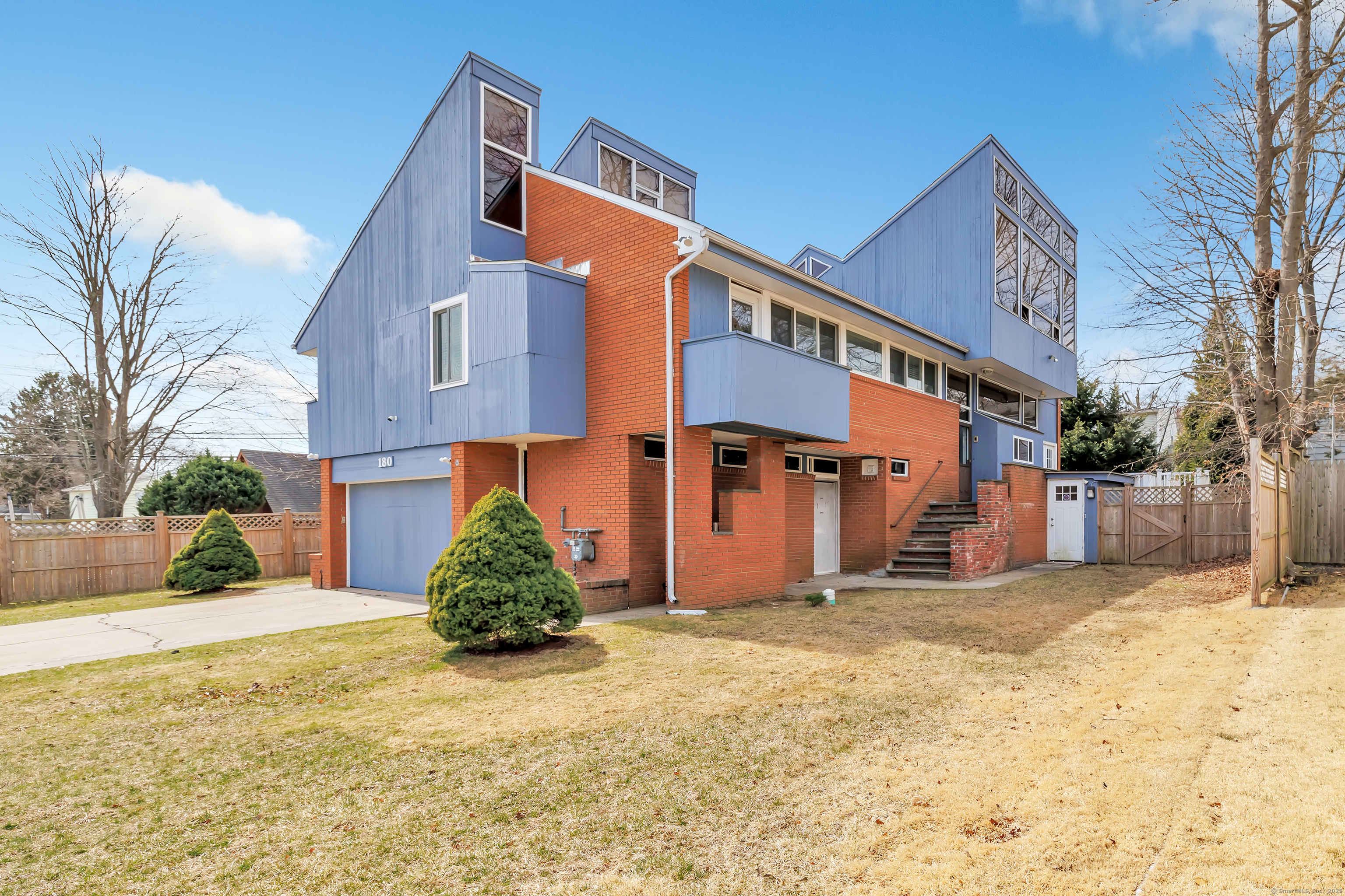 180 Loftus Circle, Bridgeport, Connecticut image 2