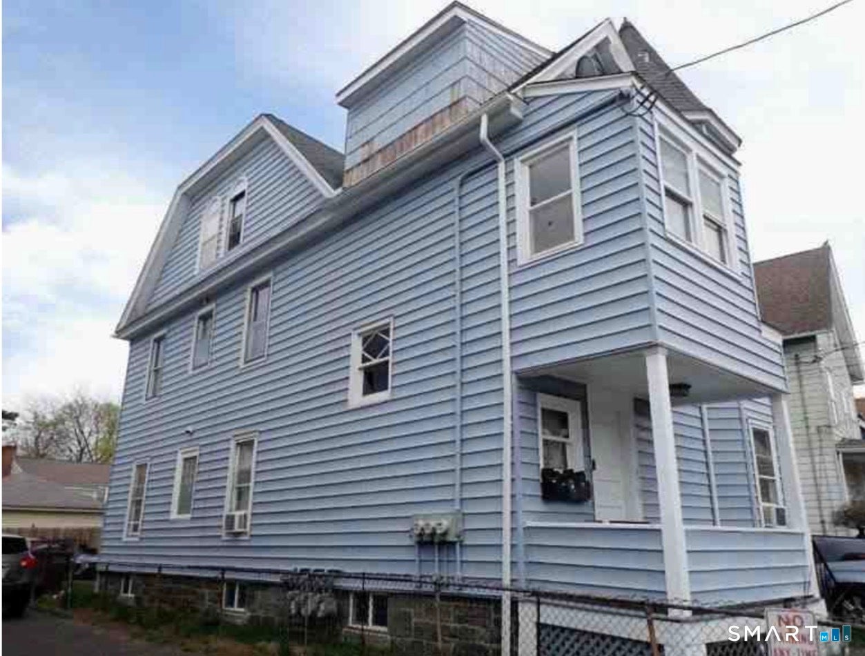 92 Gem Avenue