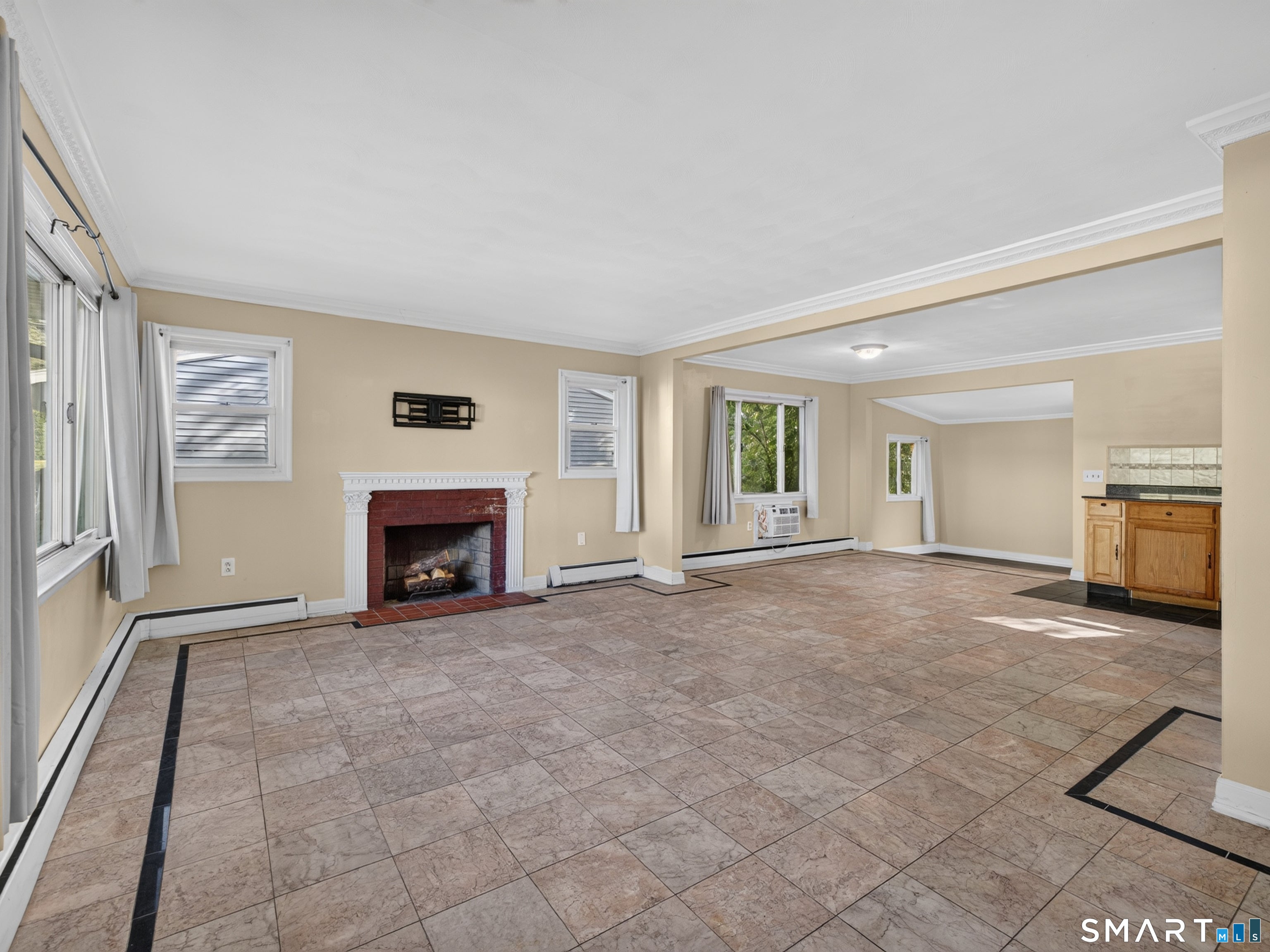 348 Bayonet Street