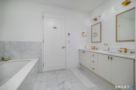 Tiny photo for 1 Broad Street #PH 33A, Stamford, CT 06901 (MLS # 24212330)