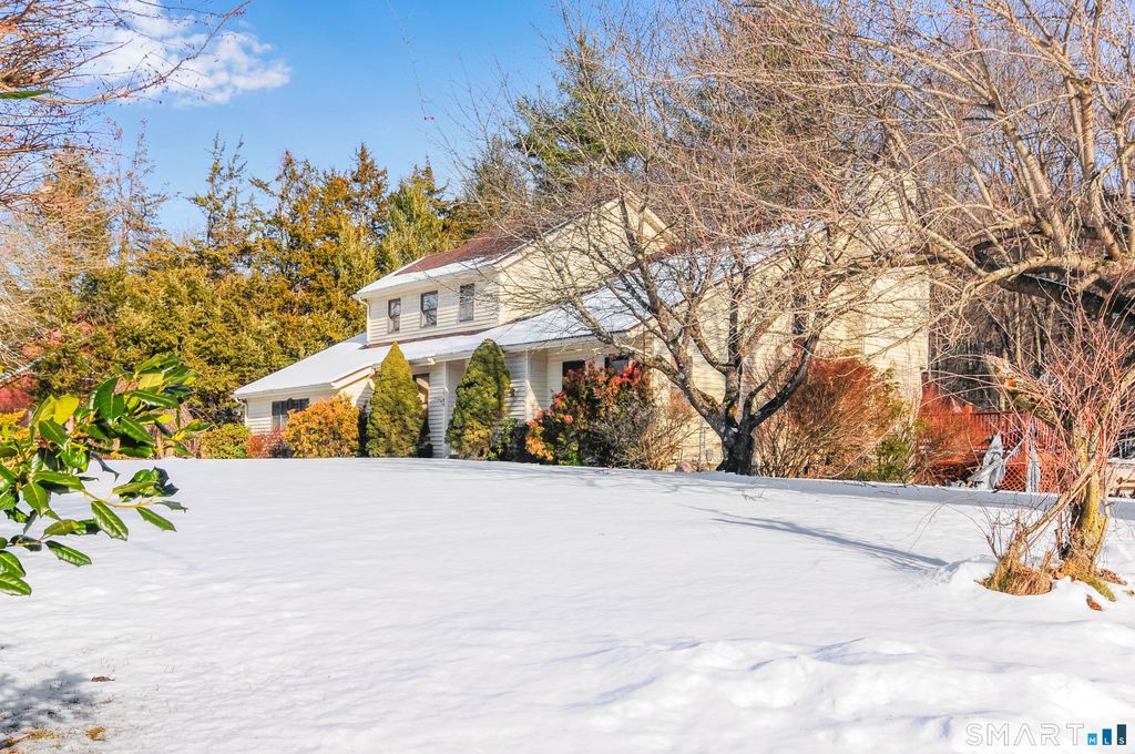 Photo of 50 Habitat Lane, Bloomfield, CT 06002 (MLS # 24140413)