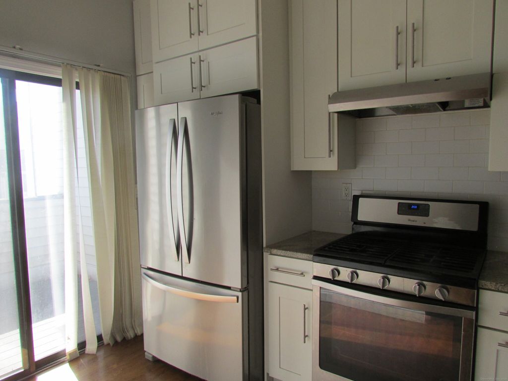 Photo of 999 Whalley Avenue #1H, New Haven, CT 06515 (MLS # 24132783)
