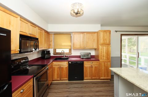 Tiny photo for 13 Twin Circle Road, West Haven, CT 06516 (MLS # 24169177)