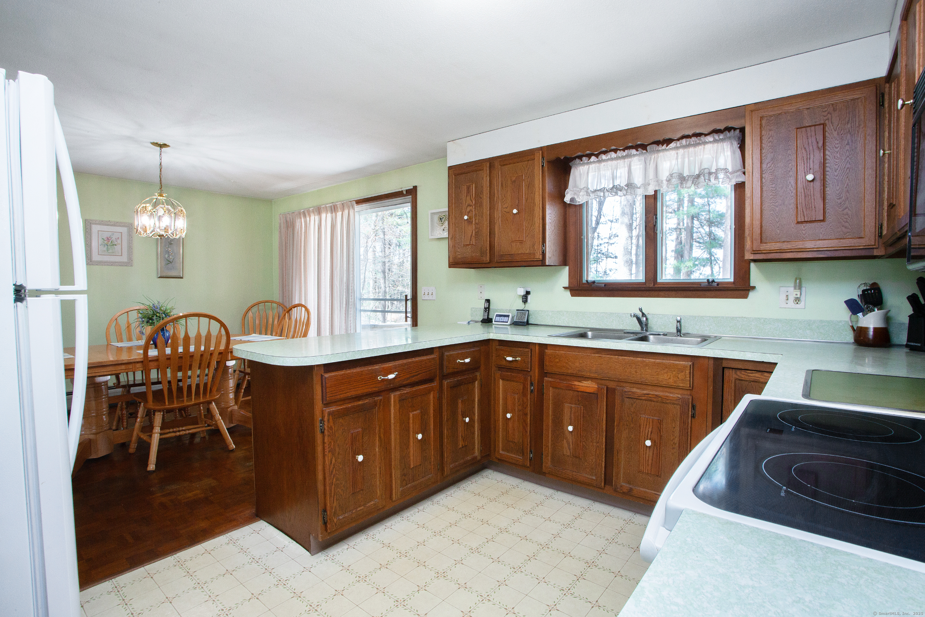 16 Basile Road, Granby, Connecticut image 9