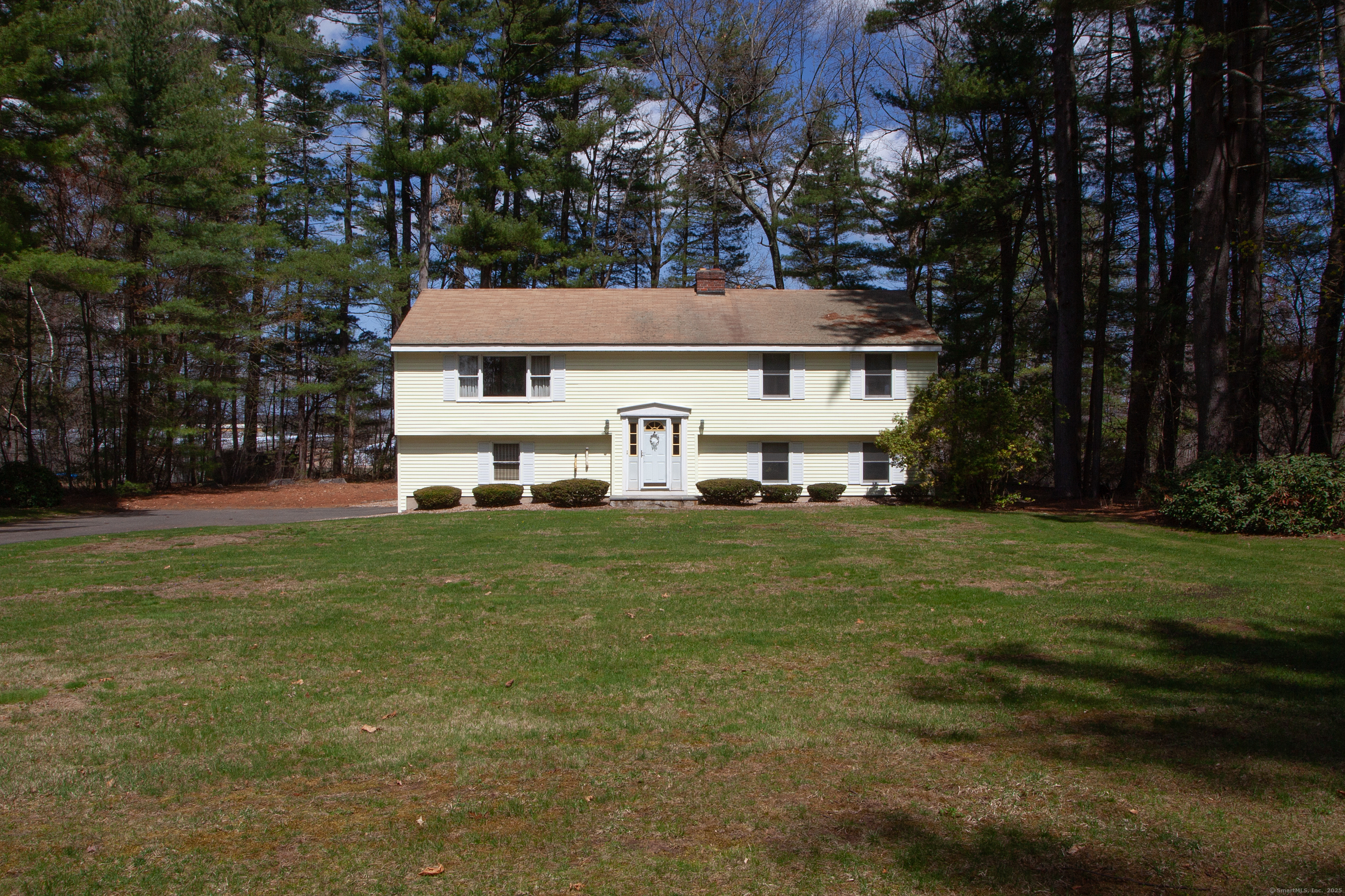 16 Basile Road