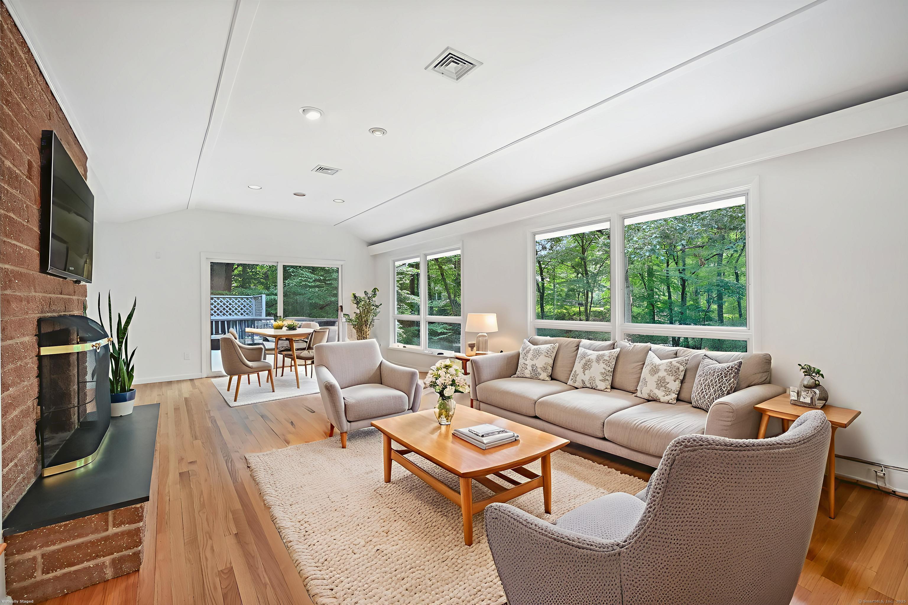 391 Sawmill Road