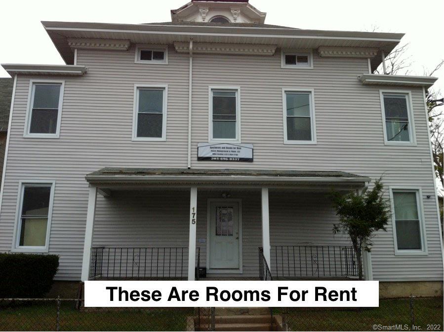 Rental Property at Harriet Street 13, Bridgeport, Connecticut - Bathrooms: 1 
Rooms: 1  - $1,400 MO.