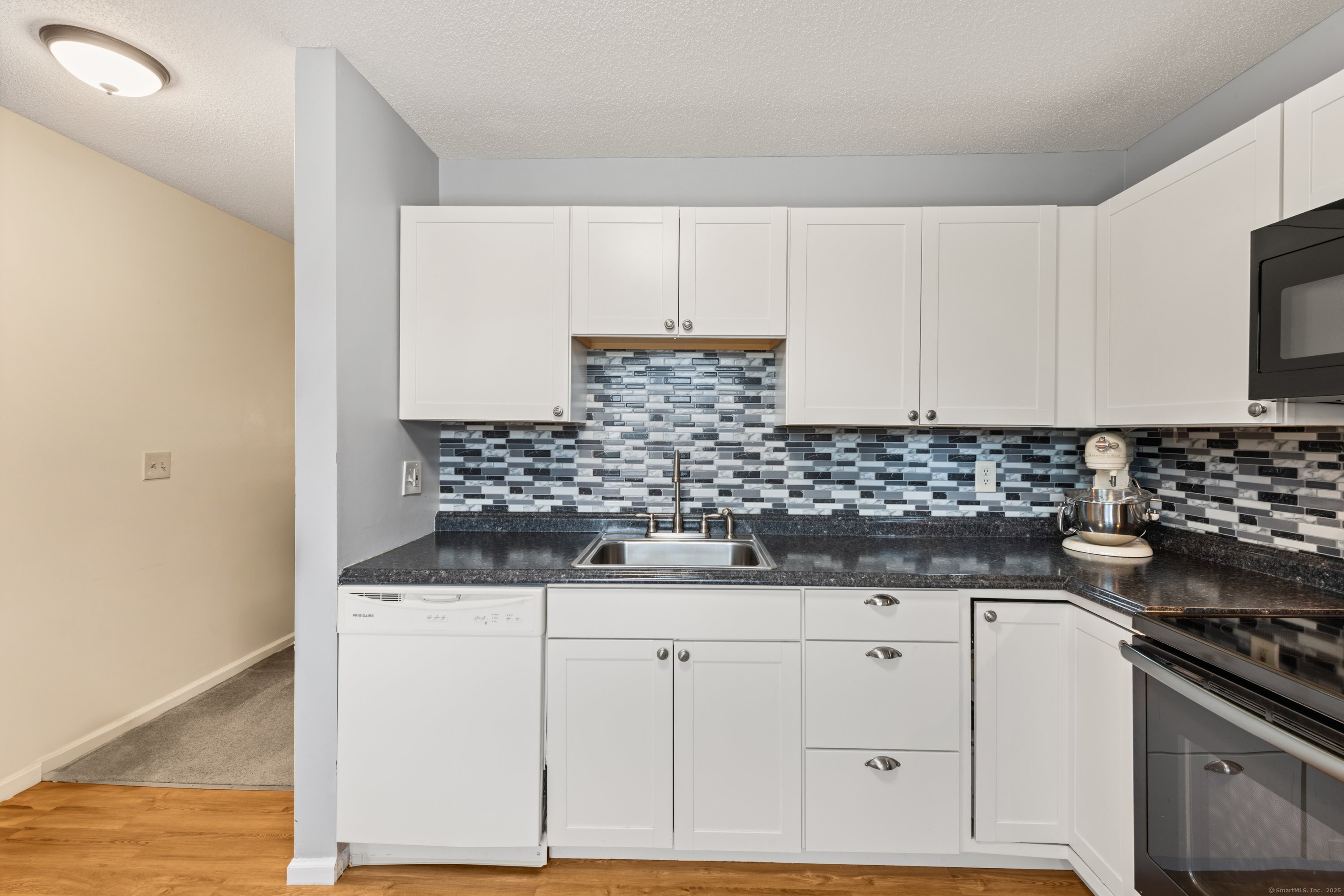 489 Wolcott Street #APT 98, Bristol, Connecticut image 23