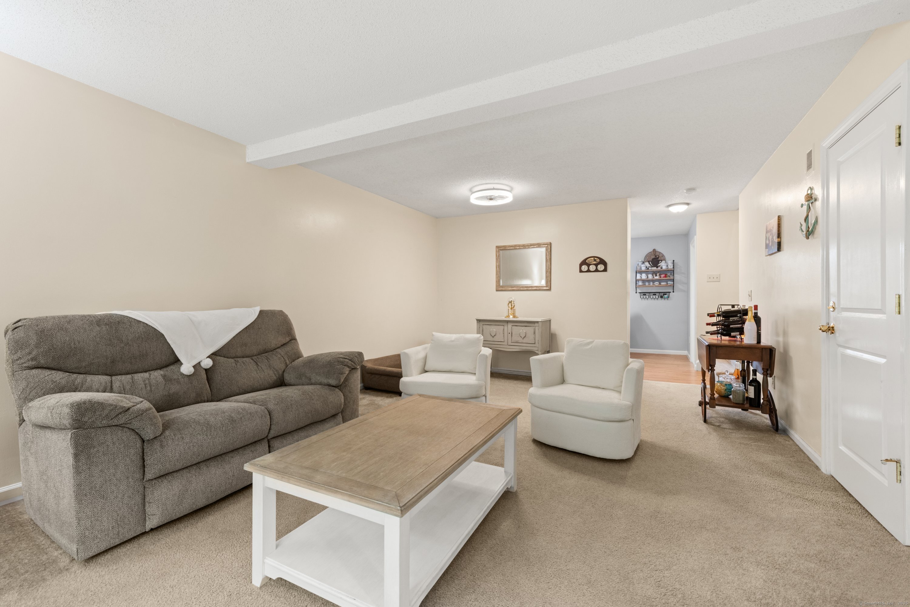489 Wolcott Street #APT 98, Bristol, Connecticut image 15