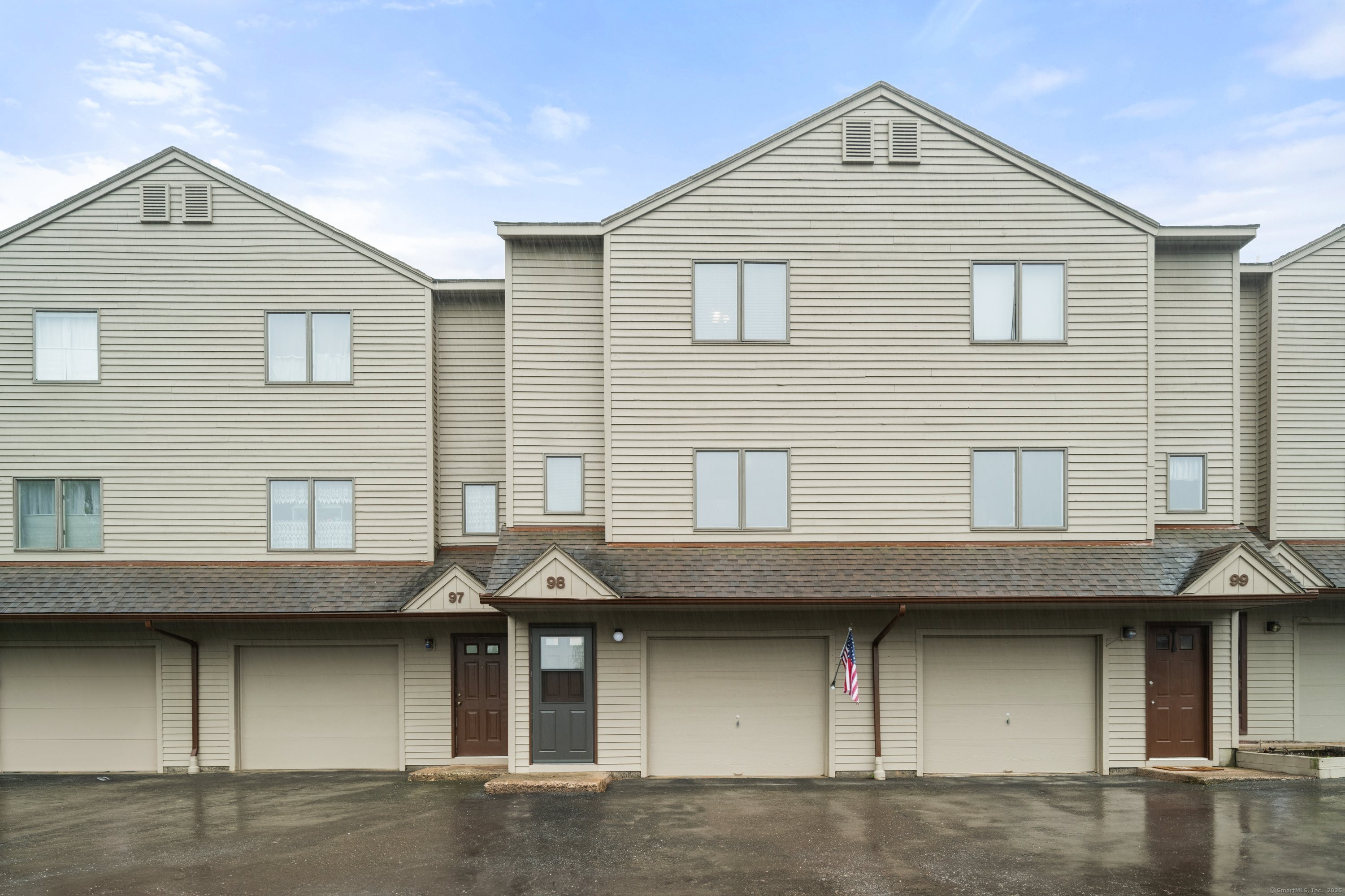 489 Wolcott Street #APT 98, Bristol, Connecticut image 3
