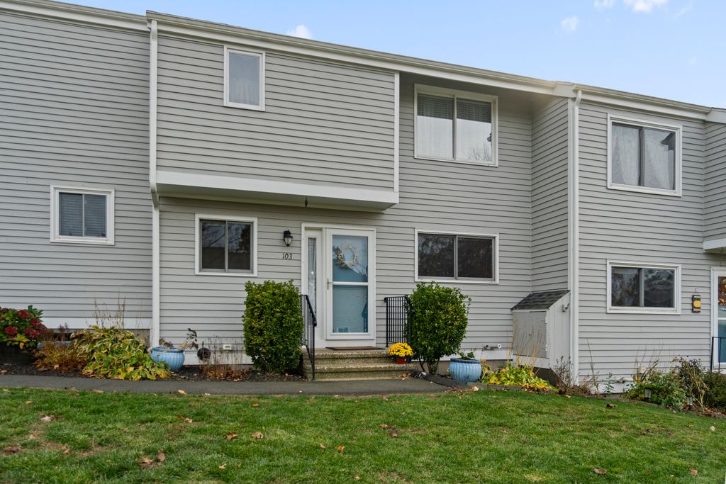 Photo of 103 Fresh Meadow Road #103, Branford, CT 06405 (MLS # 24138426)