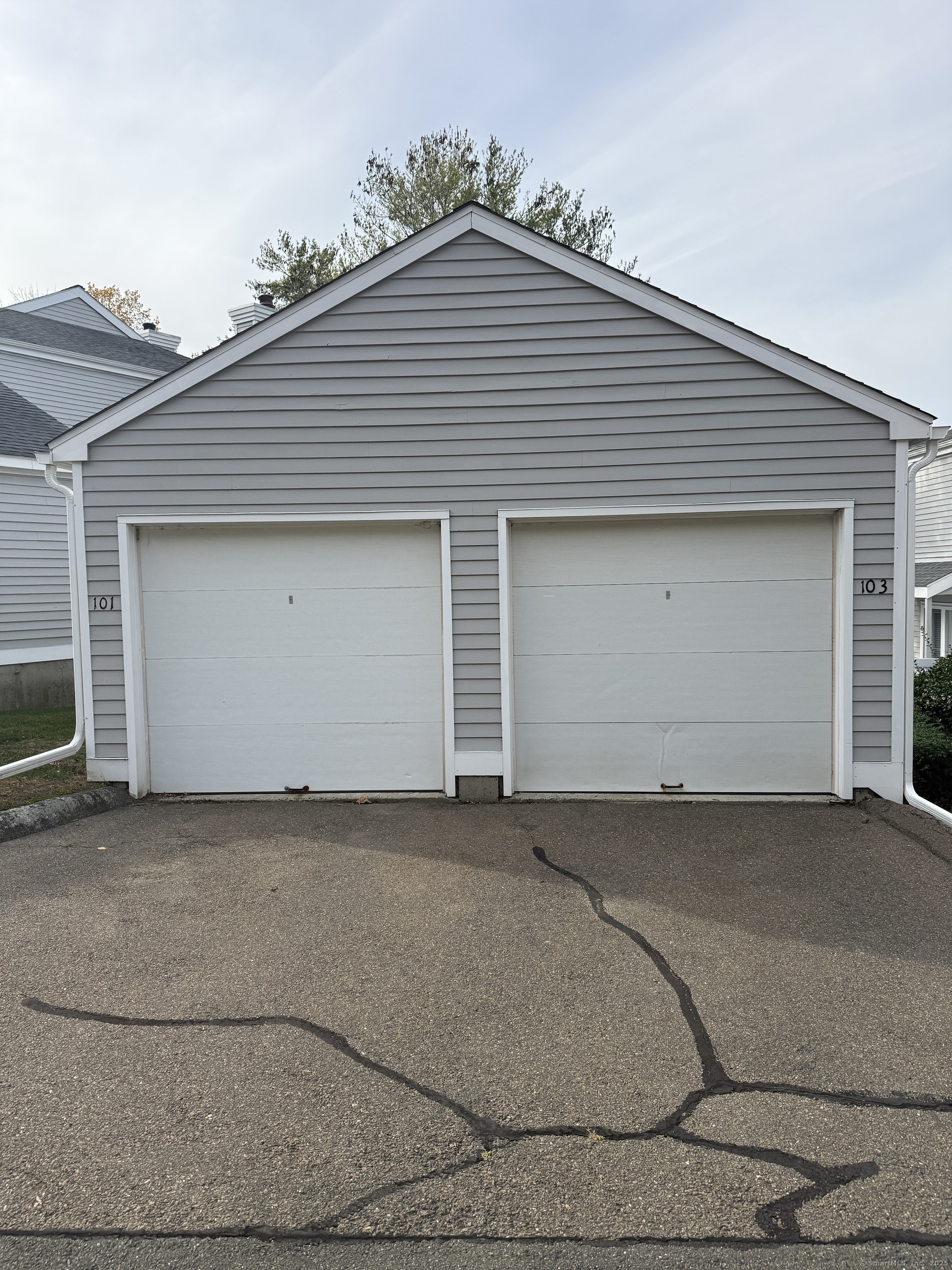 103 Fresh Meadow Road 103