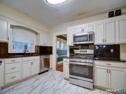 Tiny photo for 529 Yale Avenue, New Haven, CT 06515 (MLS # 24201163)