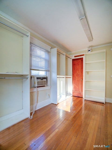 Tiny photo for 529 Yale Avenue, New Haven, CT 06515 (MLS # 24201163)
