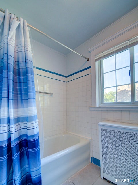 Tiny photo for 529 Yale Avenue, New Haven, CT 06515 (MLS # 24201163)