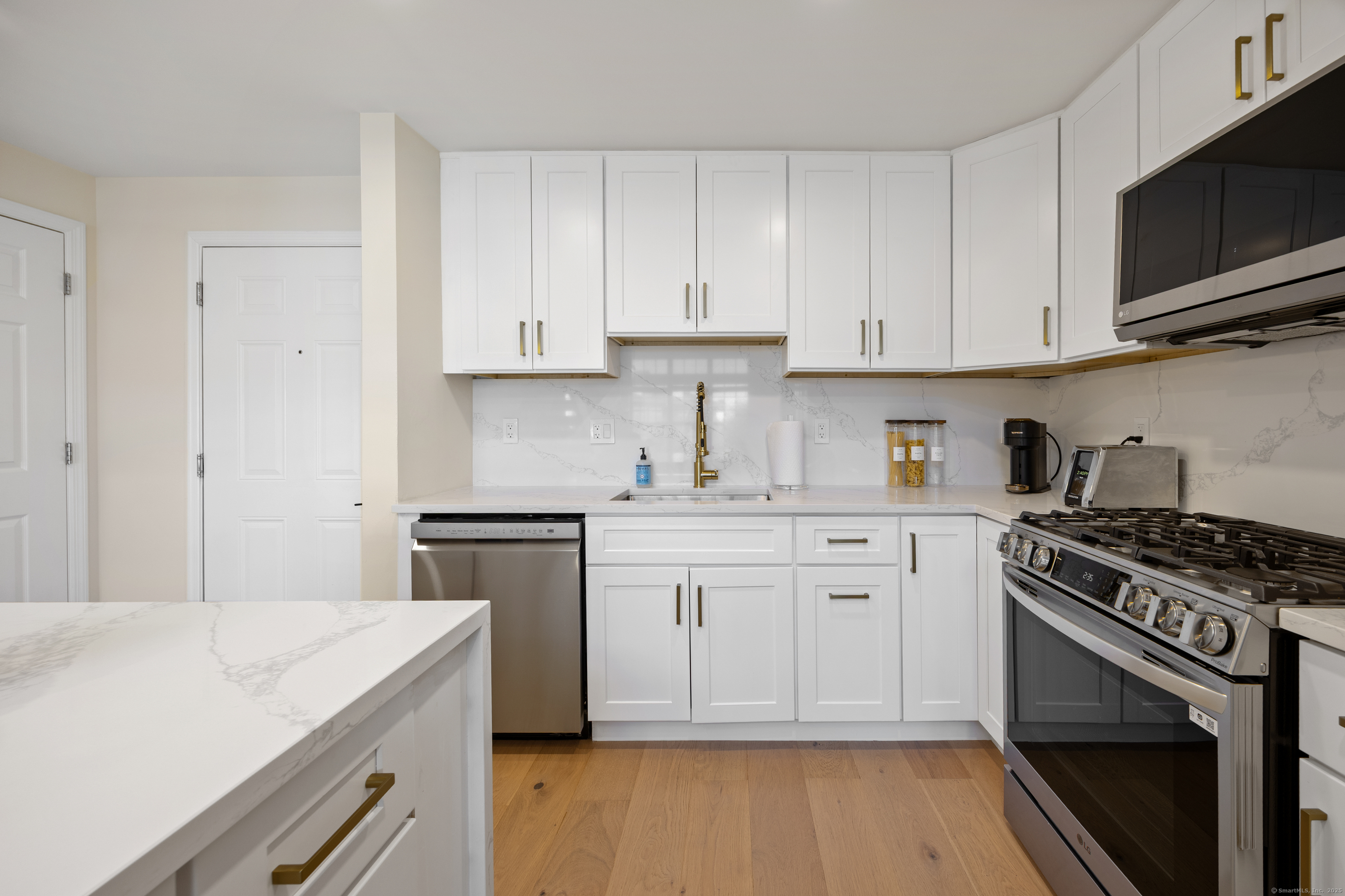 850 East Main Street APT 520