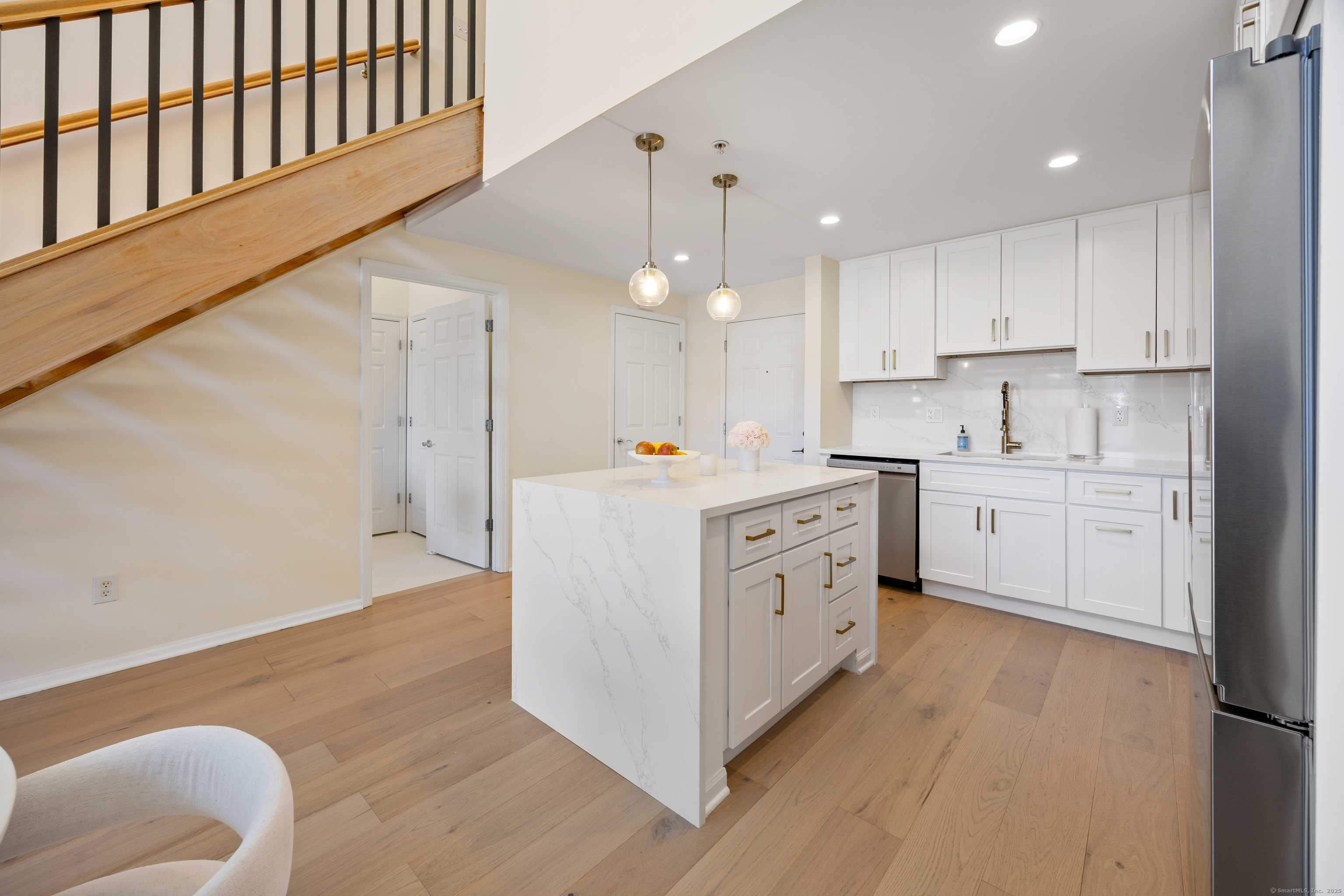 850 East Main Street APT 520