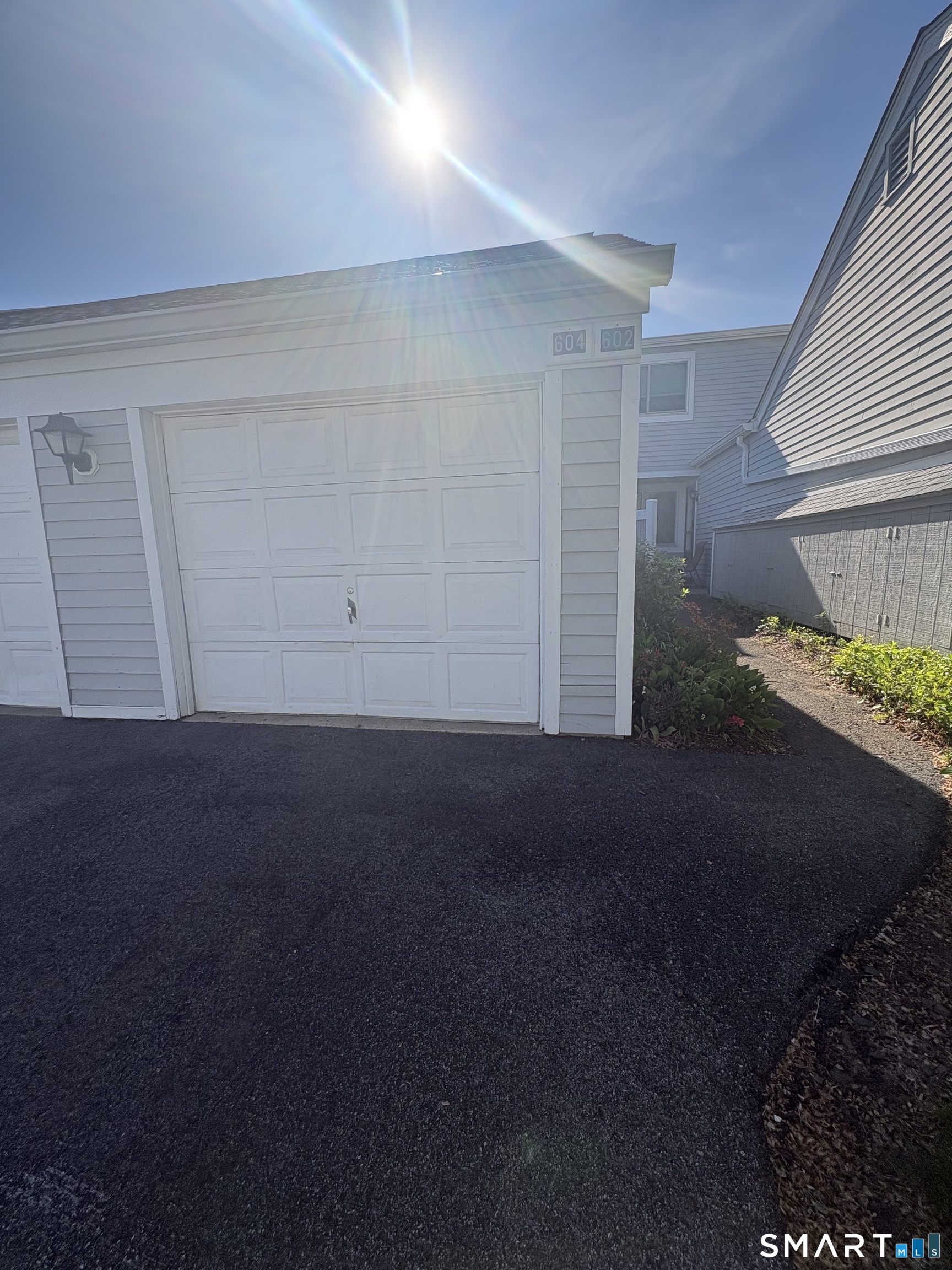 602 Longfellow Drive 602