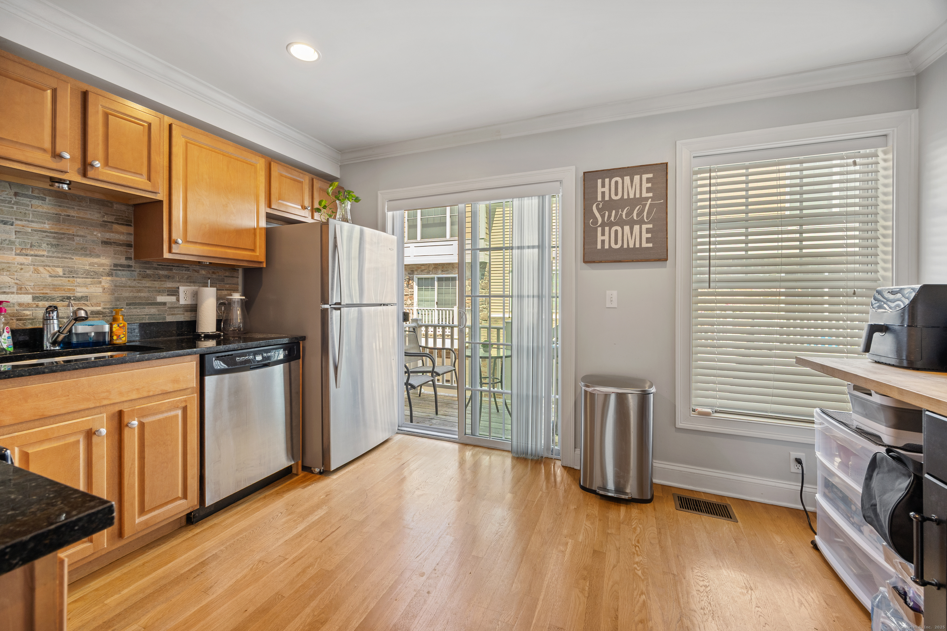 85 Camp Avenue APT 18D