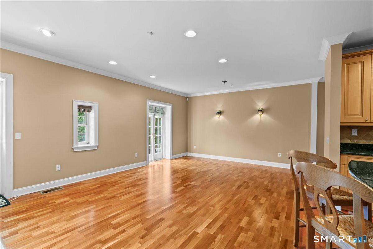 1280 Asylum Avenue 2B