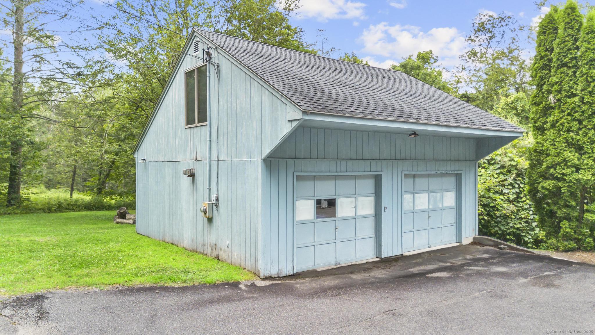 290 Gillette Road