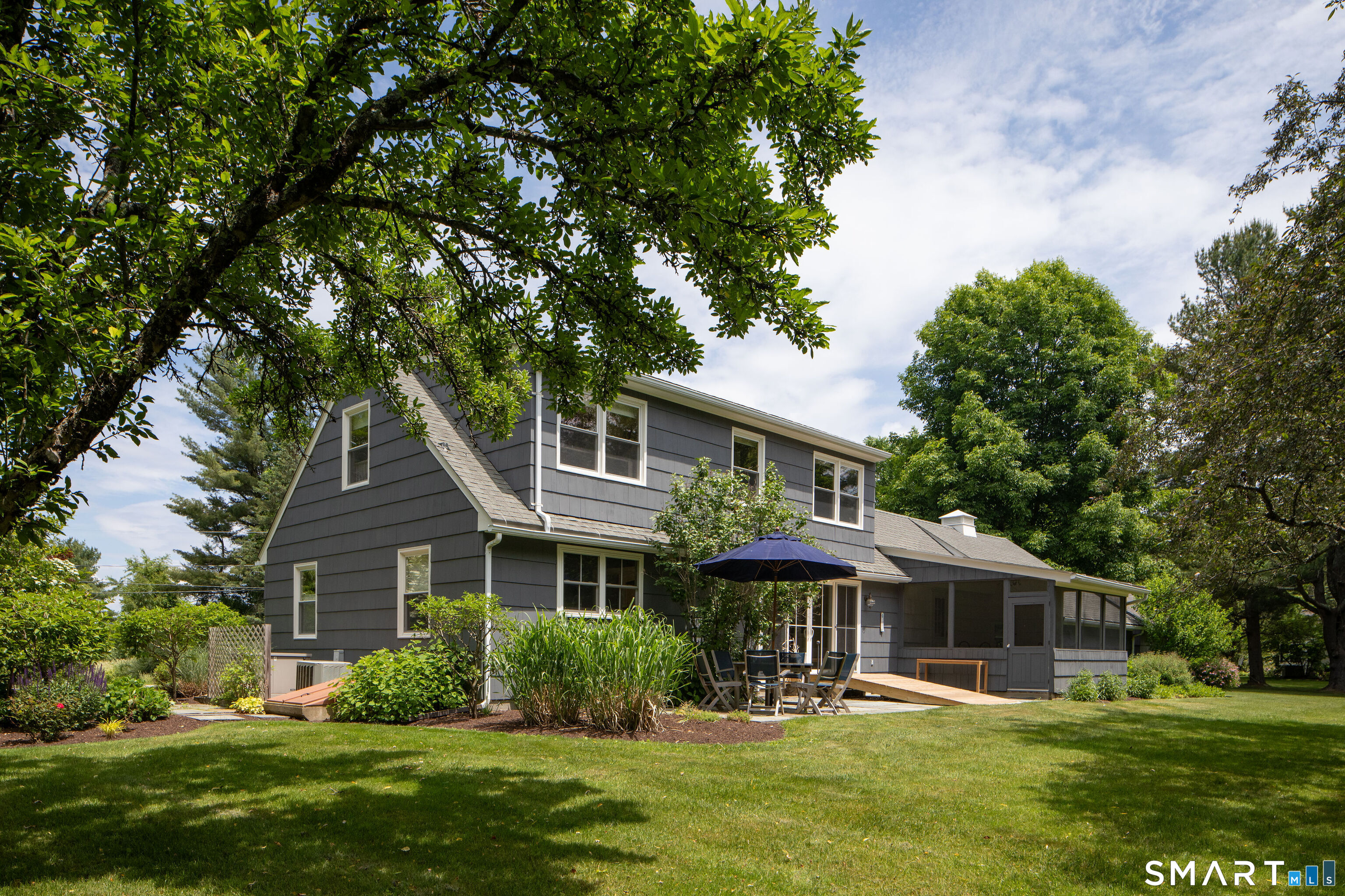 12 Red Bird Lane