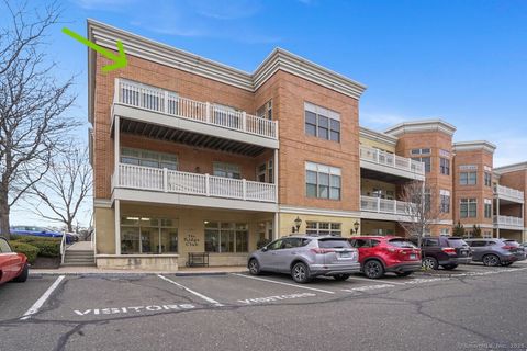75 Stone Ridge Way APT 3B, Fairfield, CT 06824 - #: 24078197