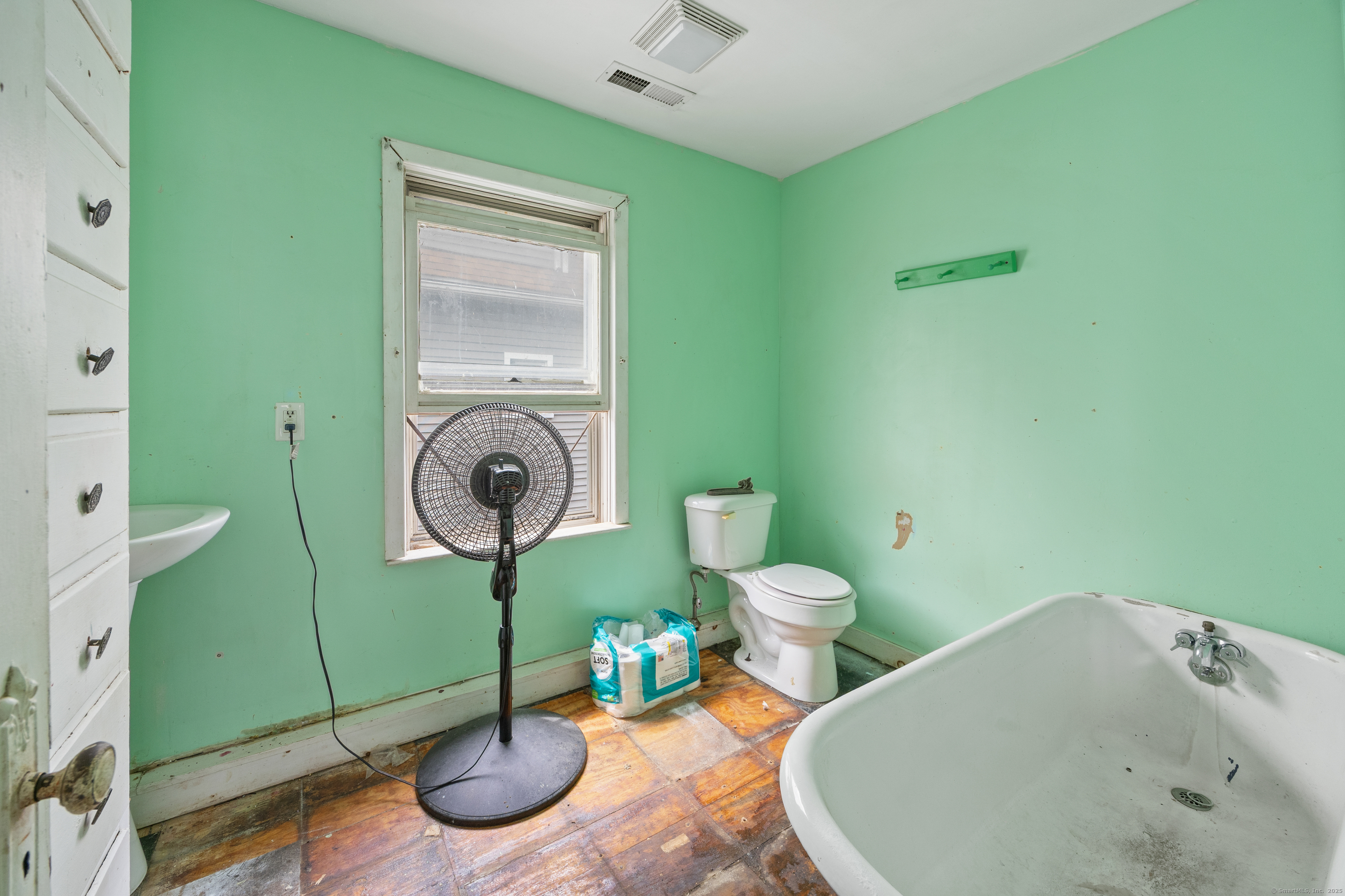 275 Park Street, West Haven, Connecticut image 17