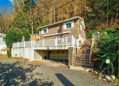 Photo of 16 Maiden Lane, Seymour, CT 06483 (MLS # 24172601)