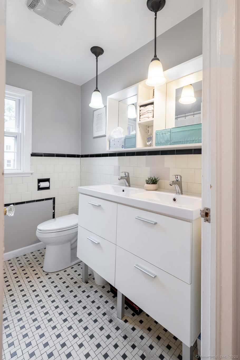 111 Roger White Drive, New Haven, Connecticut image 18