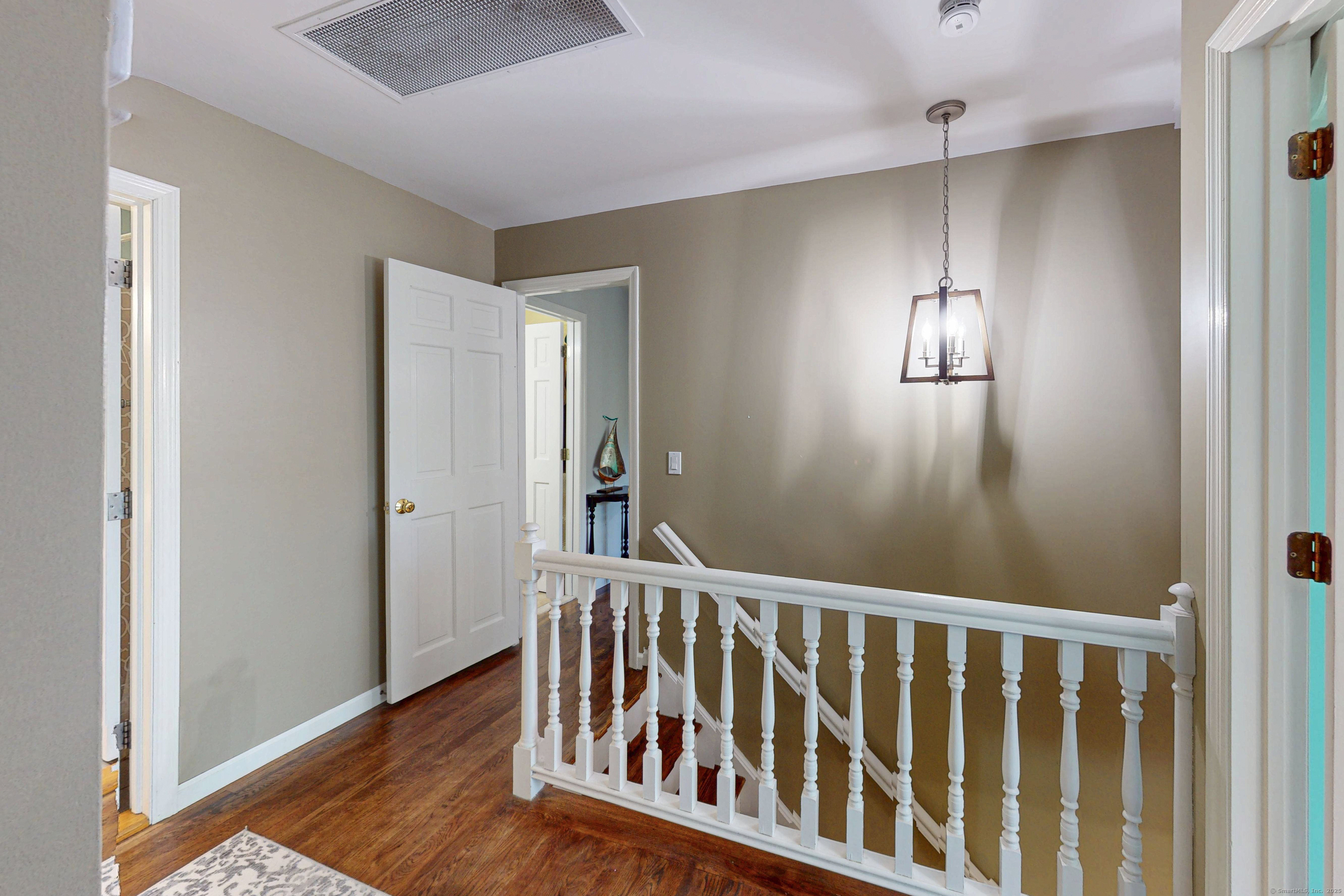 11 Ridge Road, Newtown, Connecticut image 22