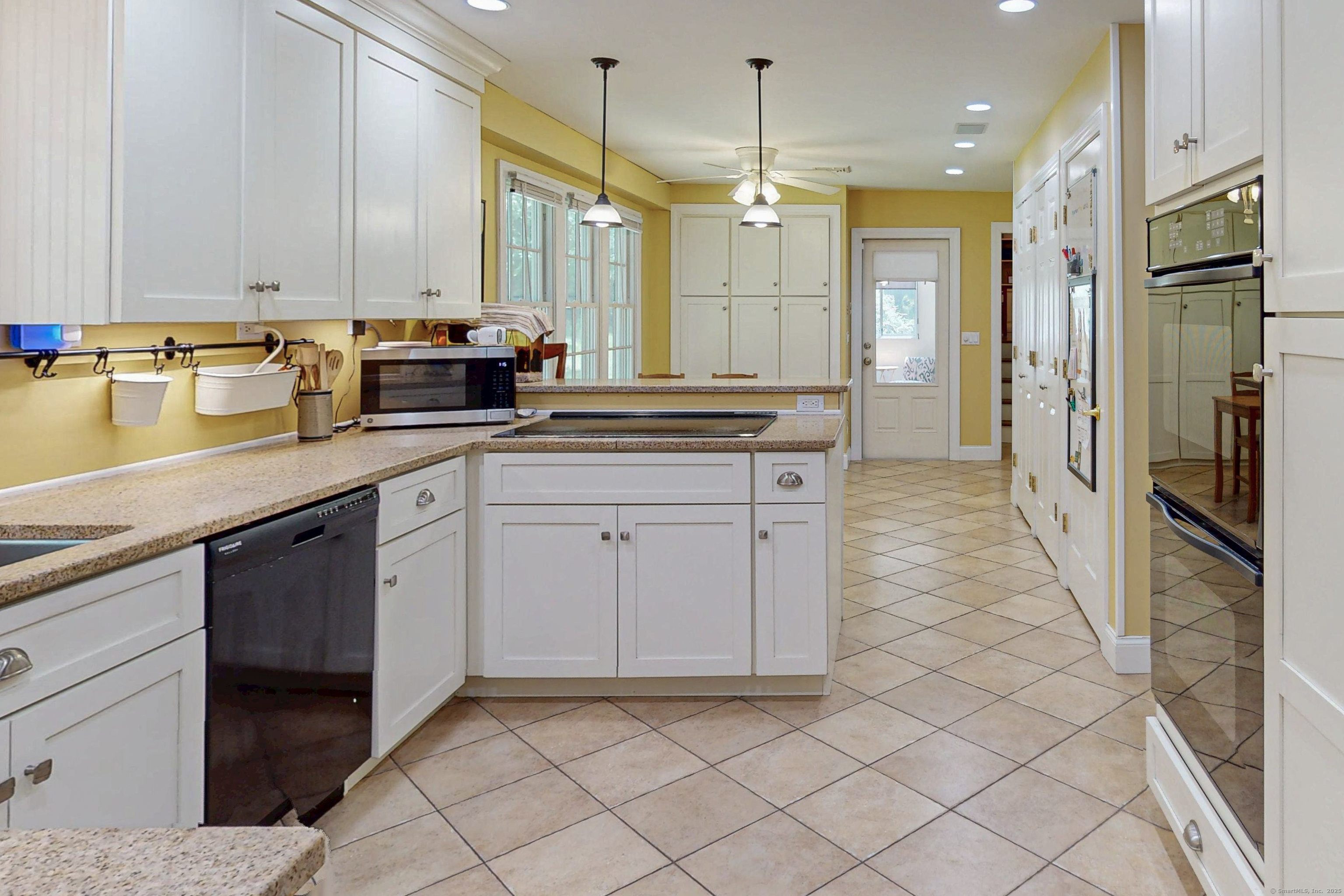 11 Ridge Road, Newtown, Connecticut image 14