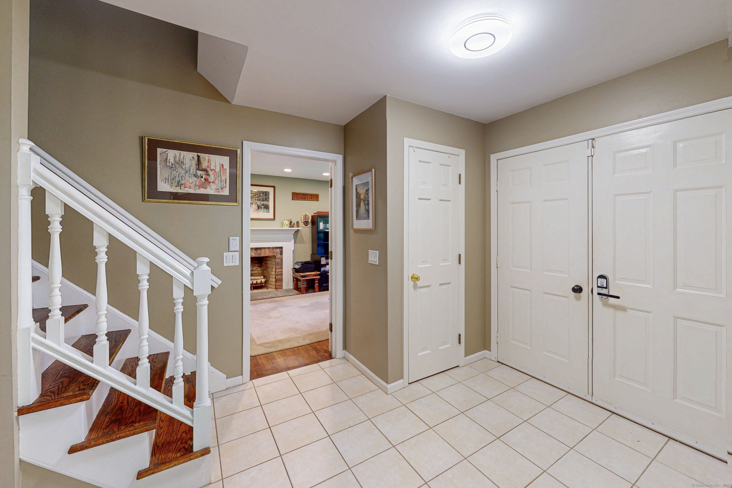 11 Ridge Road, Newtown, Connecticut image 8