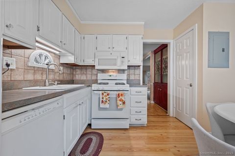 Tiny photo for 141 Farmington Chase Crescent #141, Farmington, CT 06032 (MLS # 24142482)