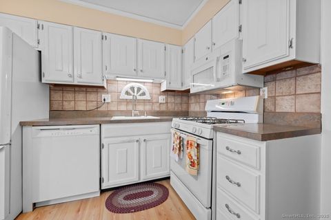 Tiny photo for 141 Farmington Chase Crescent #141, Farmington, CT 06032 (MLS # 24142482)