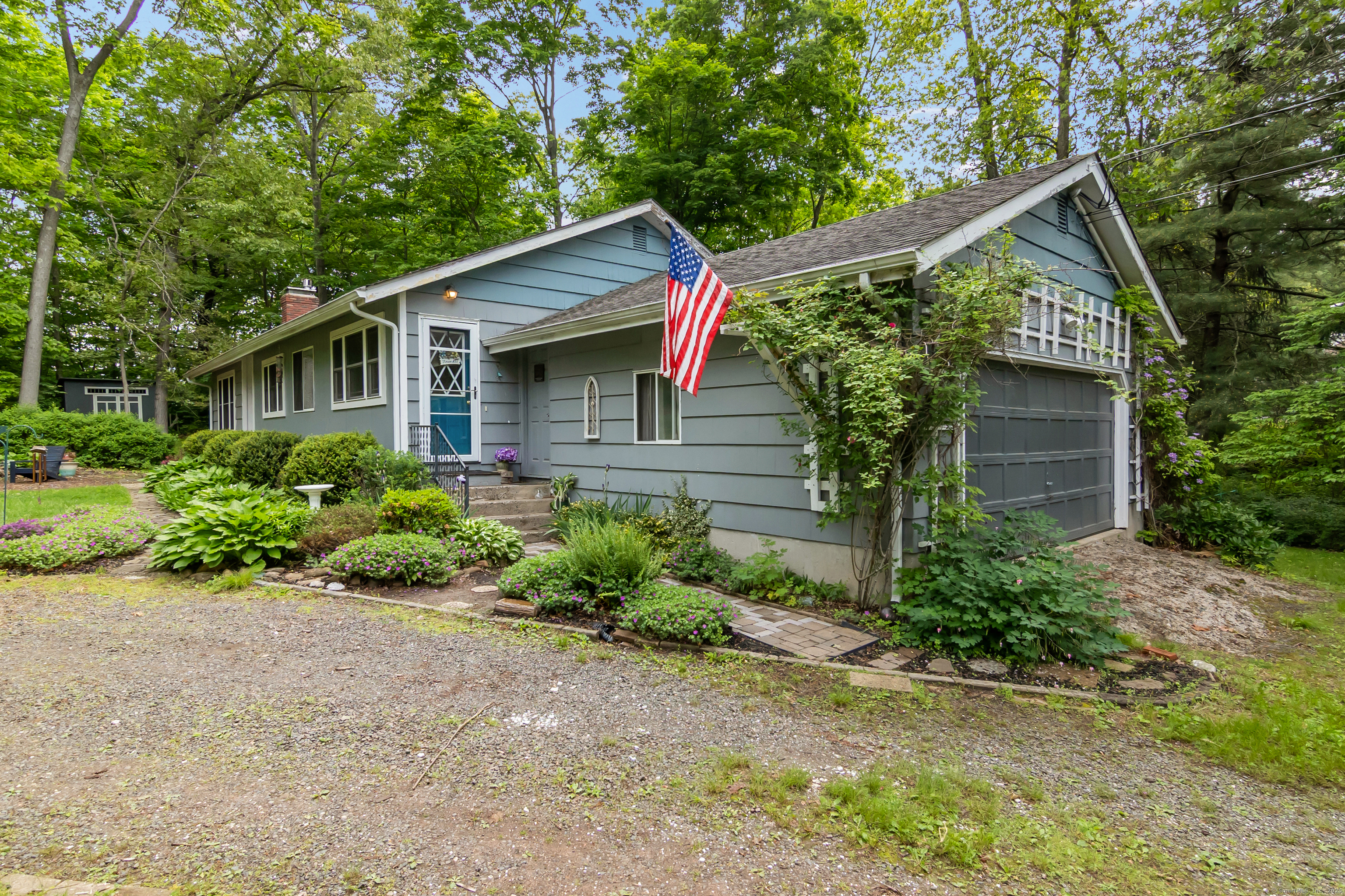 127 Linsley Lake Road, North Branford, Connecticut image 3