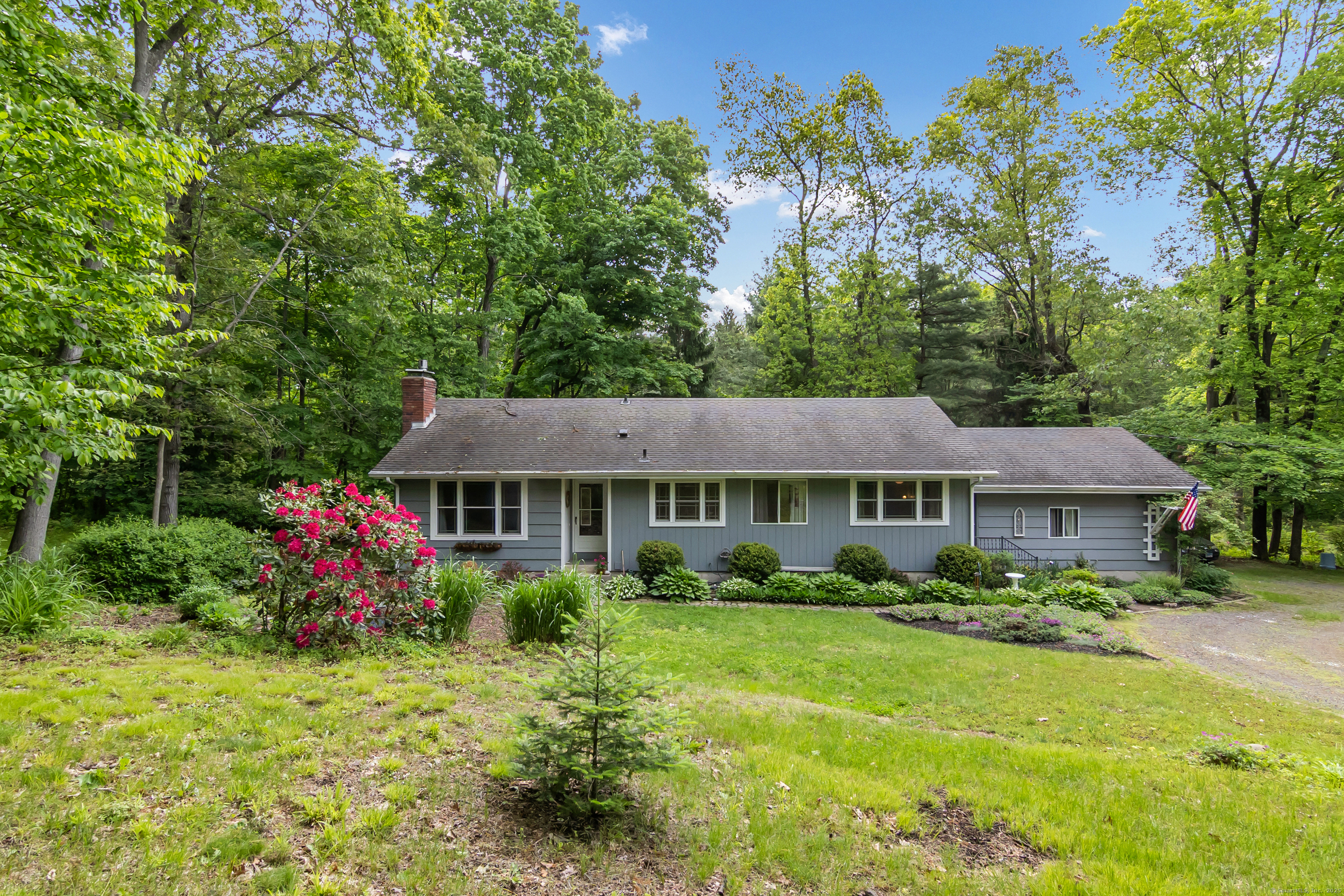 Property for Sale at Linsley Lake Road, North Branford, Connecticut - Bedrooms: 3 
Bathrooms: 2 
Rooms: 6  - $399,900