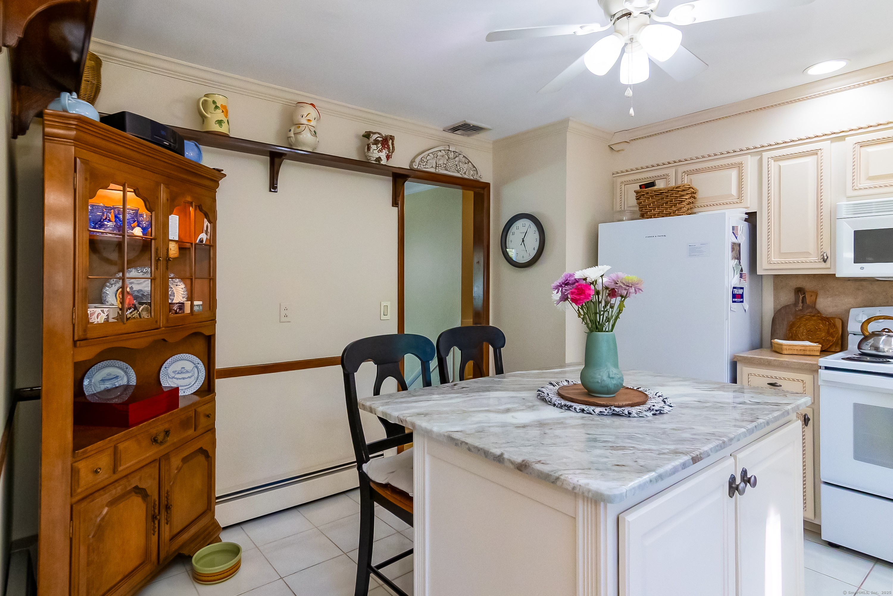 14 Melrose Court, Hamden, Connecticut image 10
