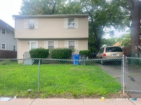 Photo of 27 Center Street, Hartford, CT 06120 (MLS # 24200000)