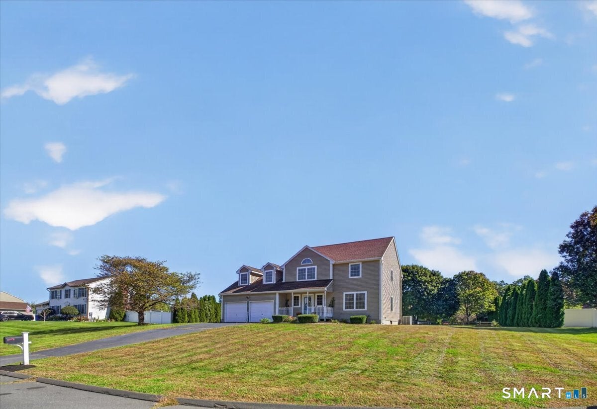 98 Broadleaf Circle