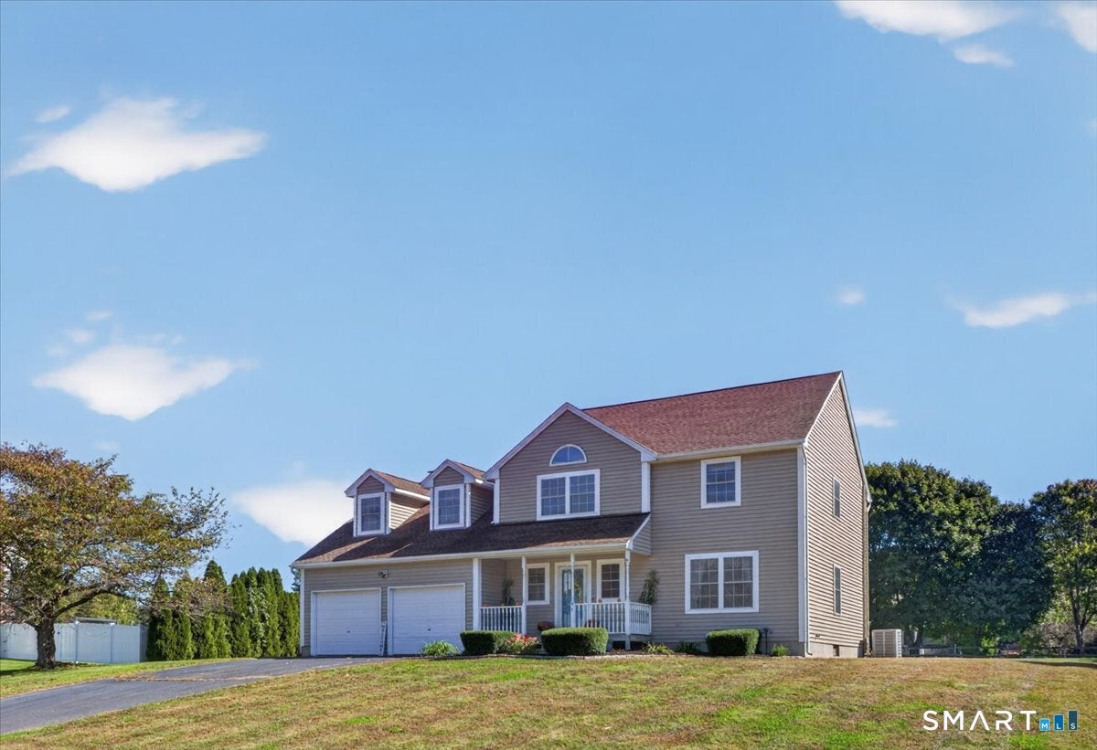 98 Broadleaf Circle