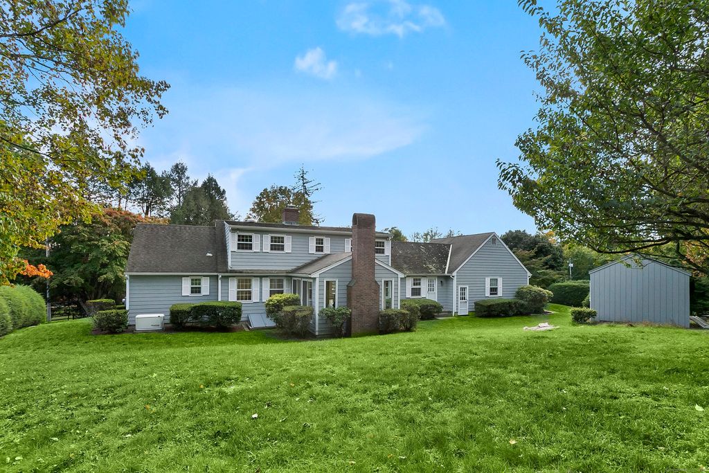Photo of 478 Hulls Highway, Fairfield, CT 06890 (MLS # 24132888)