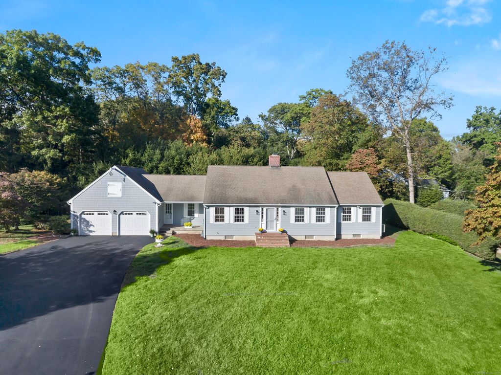 Photo of 478 Hulls Highway, Fairfield, CT 06890 (MLS # 24132888)