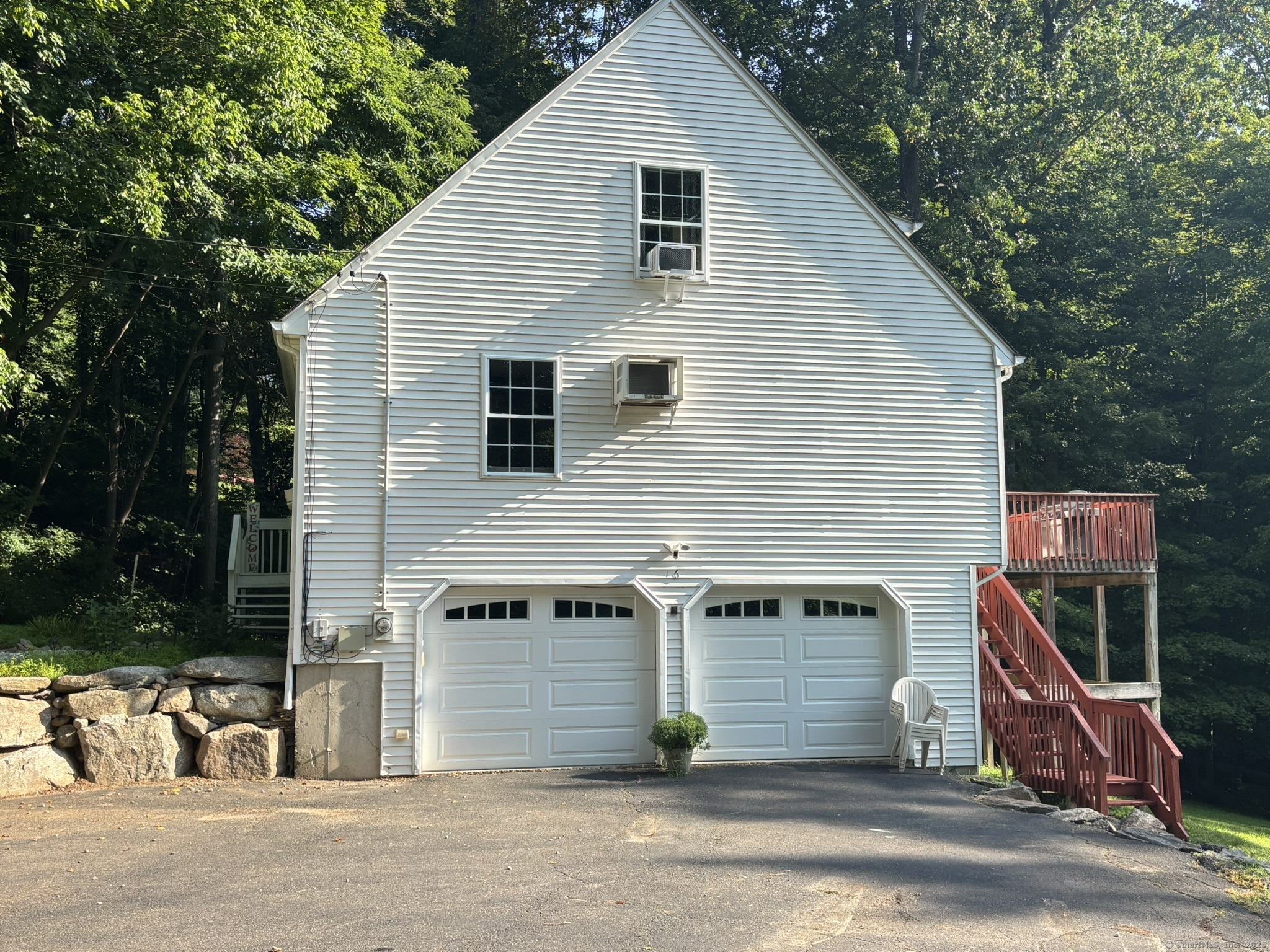 16 Plank Road