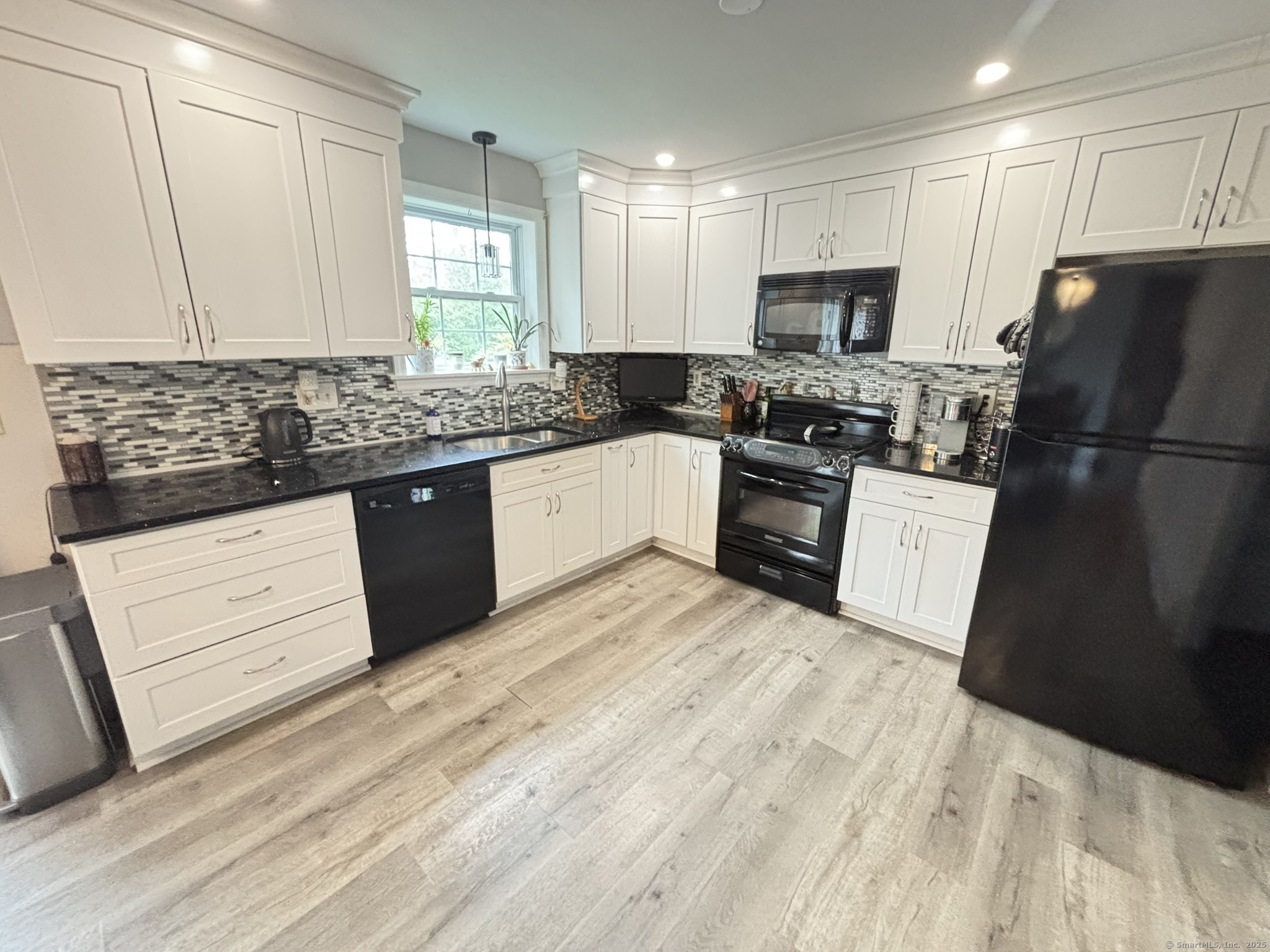 16 Plank Road